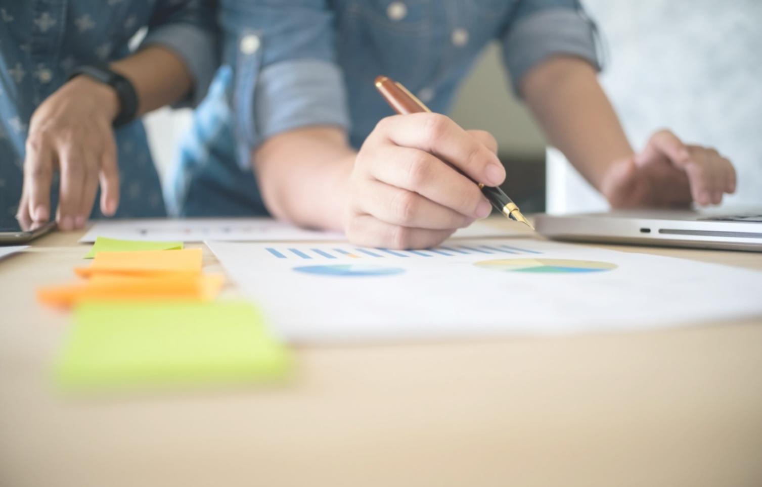 Team discussion about partnership agreement structure